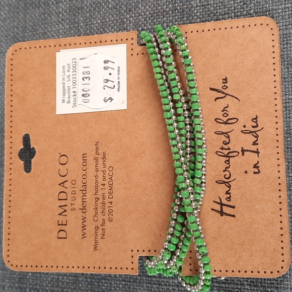 Beaded Wrap Around Bracelet Green Silver Lucky Four Leaf Clover Shamrock Charm - Picture 2 of 3